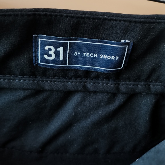 GAP Shorts with GapFlex - NWT (31) - Picture 8 of 9